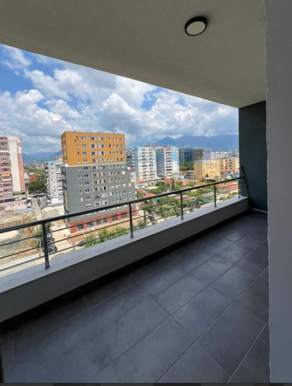 Shitet, Apartament 1+1, Ish-Fusha e Aviacionit