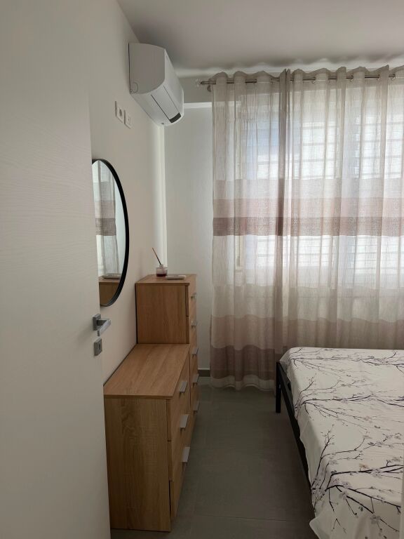 Apartament 1+1 per qera tek Kompleksi Tom Doshi !