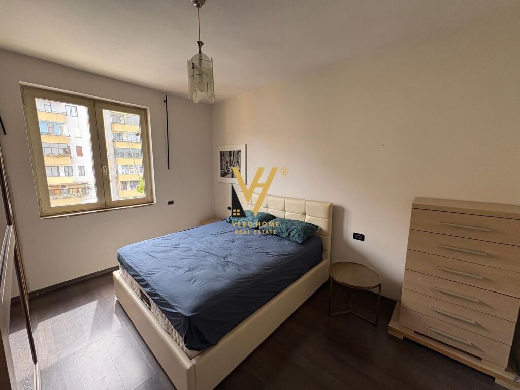 JEPET APARTAMENT 2+1+BLK TE RR.PETRO NINI LUARASI 65.000 LEKE