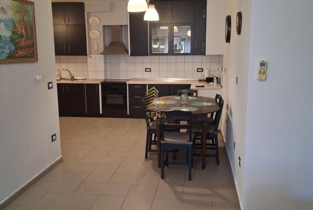 Qira, Apartament 2+1+blk, Myslym Shyri, 650 Euro/muaj