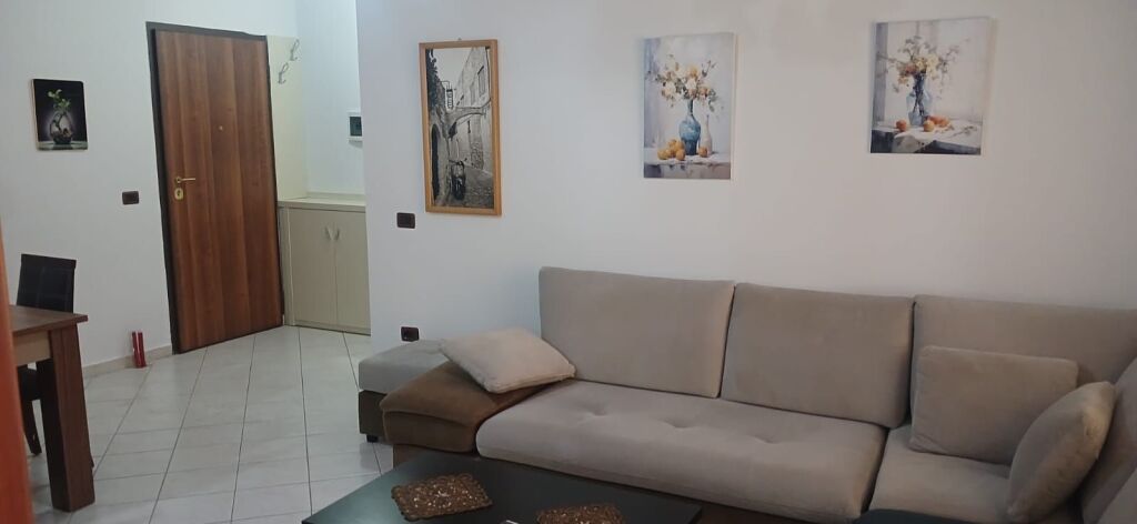 Botanical Garden, Apartment 1+1 for Rent