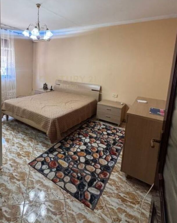 SHESIM APARTAMENT 2+1 +PARKIM+NJESI BIZNESI