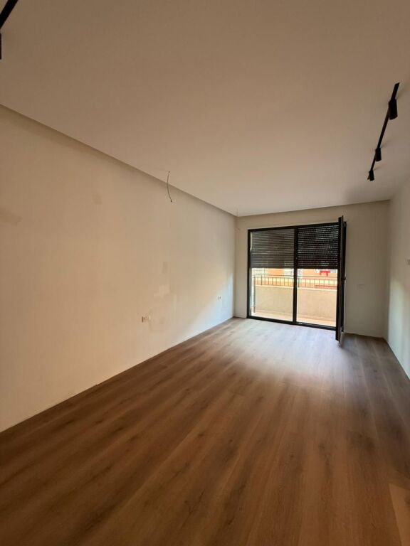📍 Appartamento 2+1+2 + Posto Auto – Lago Secco (al rotondo)