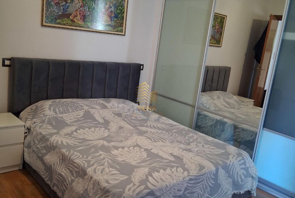 Qira, Apartament 2+1+blk, Myslym Shyri, 650 Euro/muaj