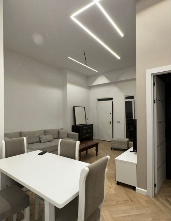 Jepet me qira apartament 1+1 në Ali Dem!