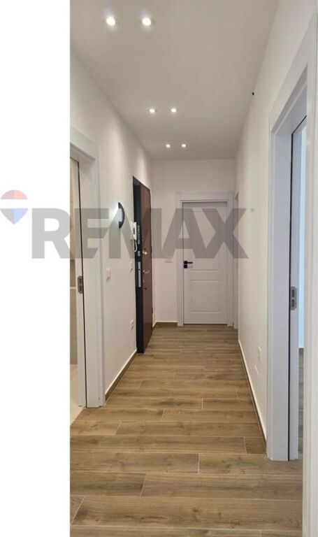 Apartment 2+1 for sale in Paskuqan!