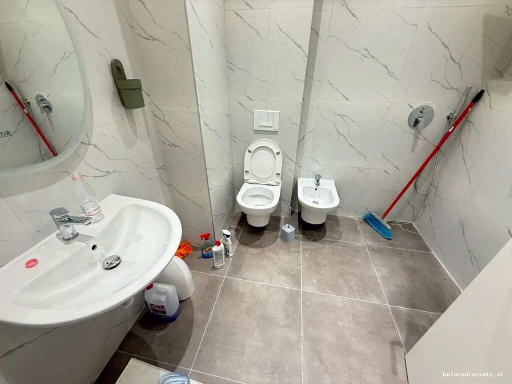Apartament me qera 1+1 tek Zogu i Zi (ID B2101803) Tirane
