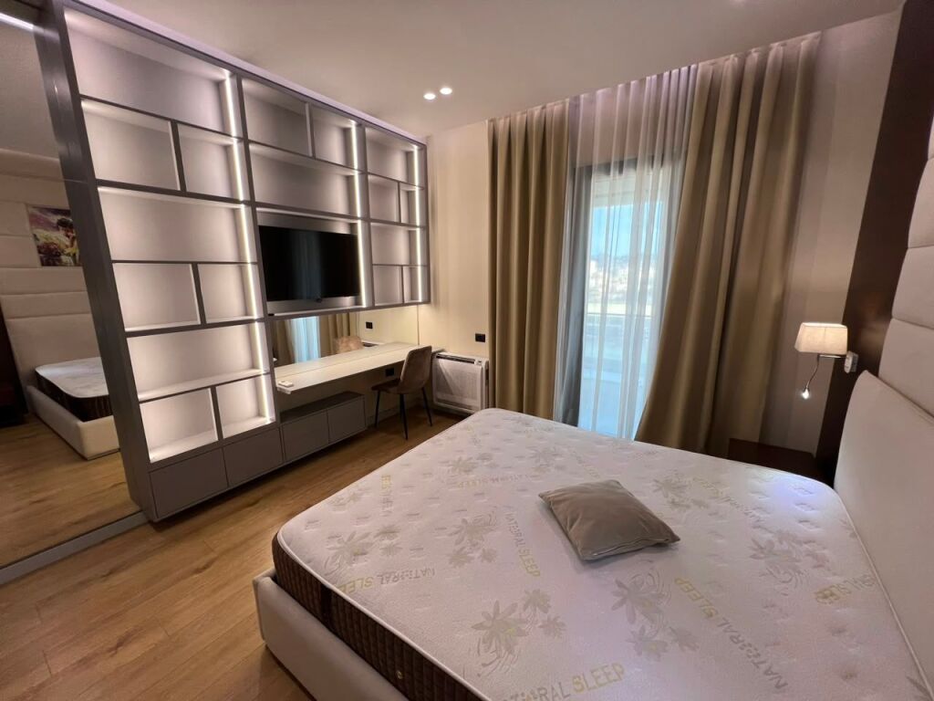 Apartament per qira 1+1 tek 21 Dhjetori Kompleksi Square 21