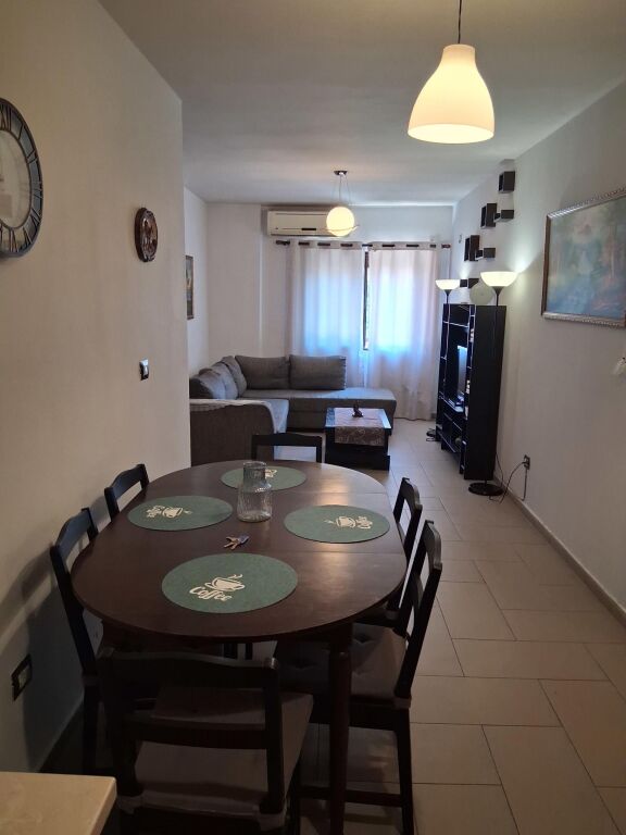 Affitto | Apartament 2 + 1 | Rruga Myslym Shyri | 650 €/mese