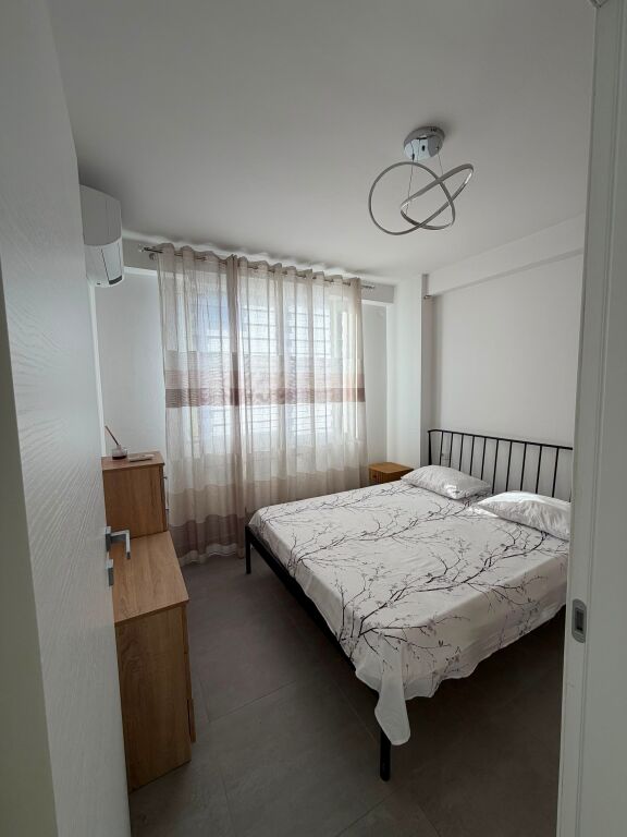 Apartament 1+1 per qera tek Kompleksi Tom Doshi !