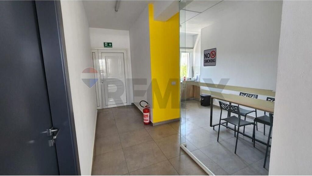 Rent - 2-storey building + land