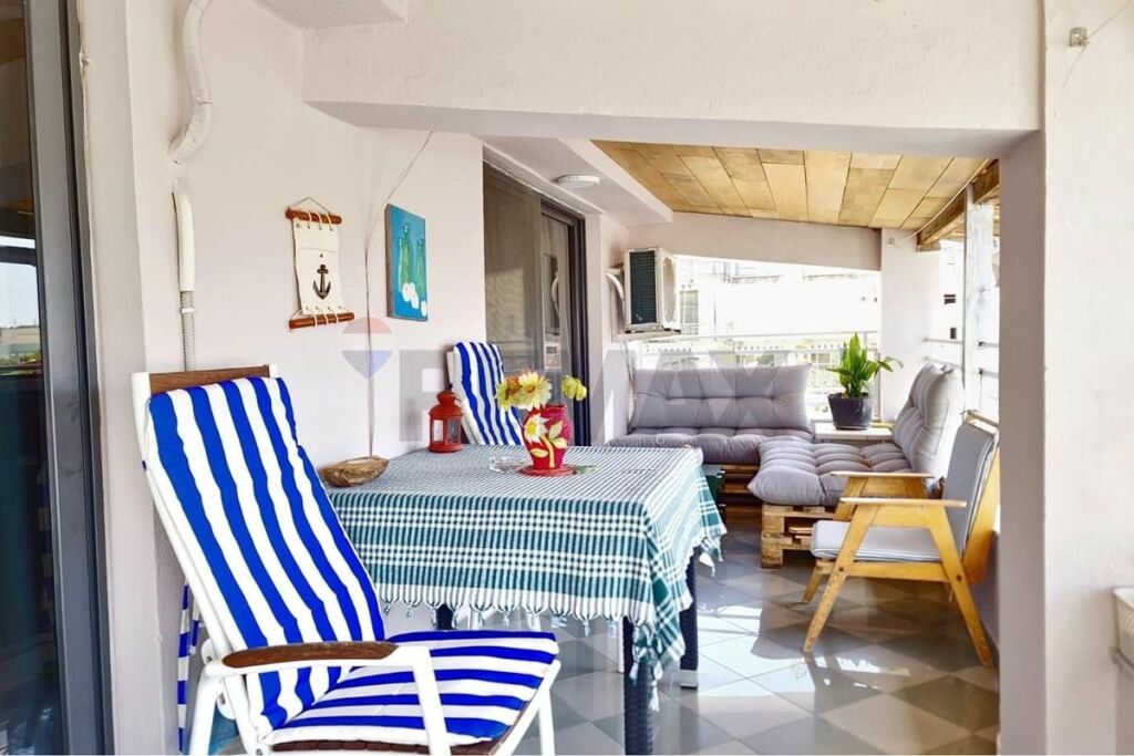 2+1 Apartment with Veranda for Sale – Golem, Durrës