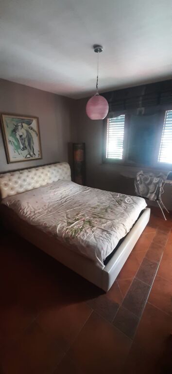 Apartament 2+1 + kuzhine te vecuar per shitje tek Rruga Fortuzi!