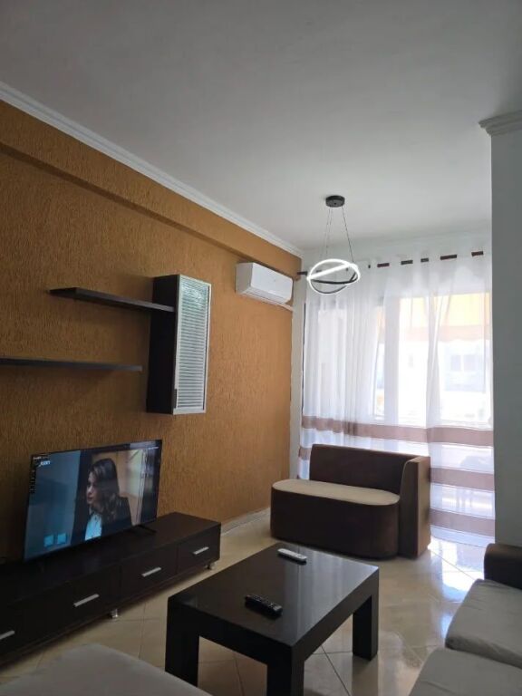 Nela 6/Asit, jepet me qera apartament 2+1.