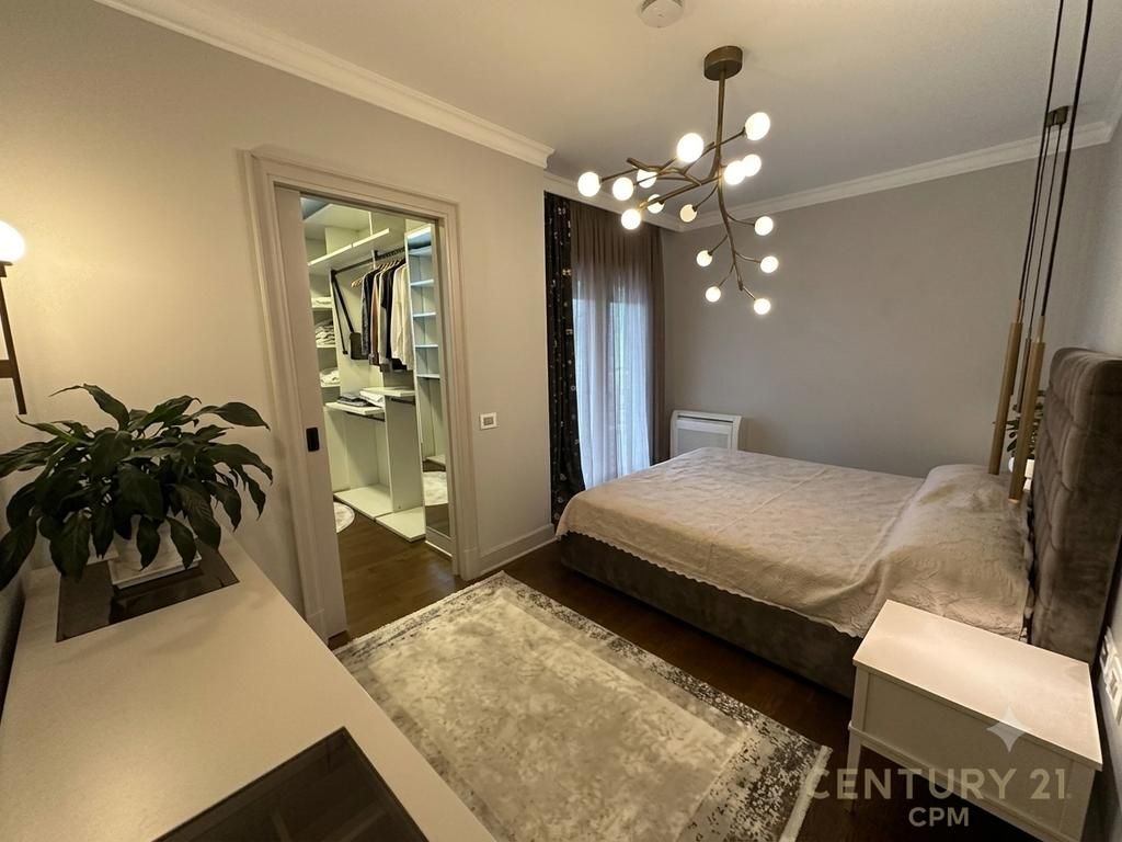 In Bllok We Rent Apartment 2+1+2 1,700 € /Month