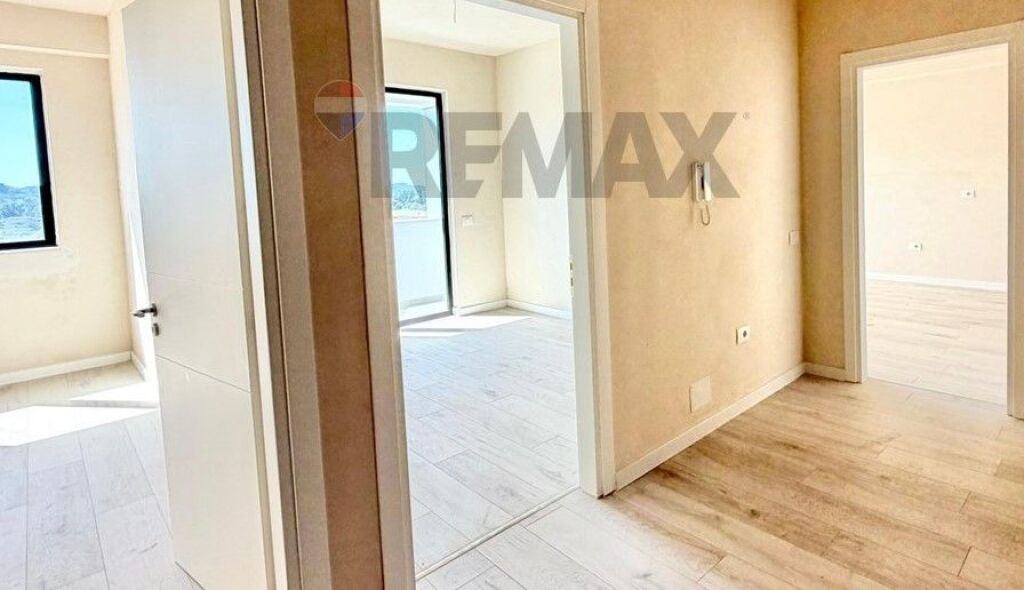 APARTAMENT 2+1 PËR SHITJE NE ASTIR!!!! ID: 530171097-648