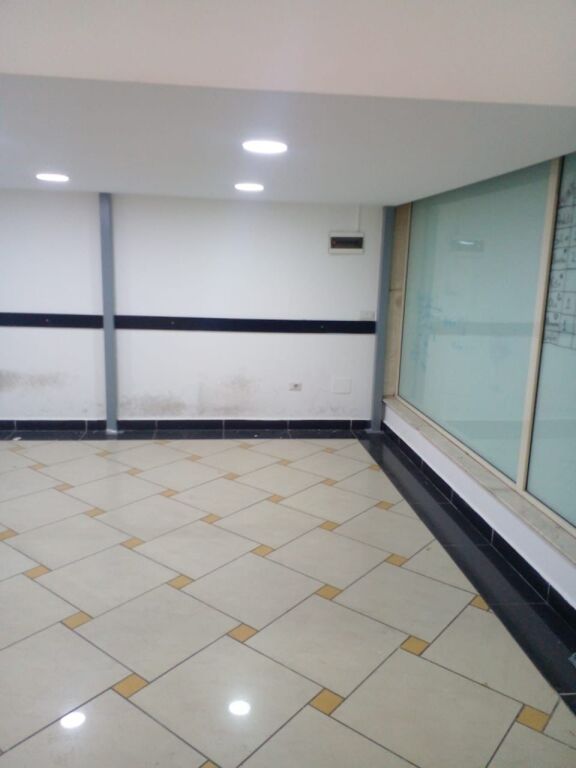 Rent | Ambjent Biznesi | 9 Katëshet-Galeria | 600 €/month