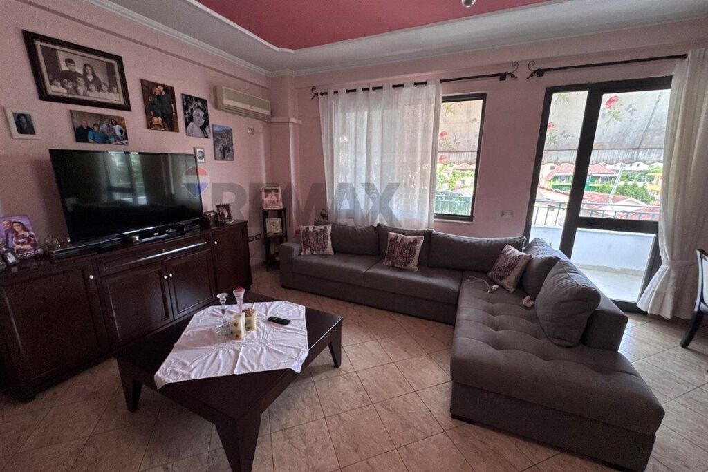 Appartamento 3+1+2 in Vendita al Complesso Grand – Mercato Elettrico, Tirana