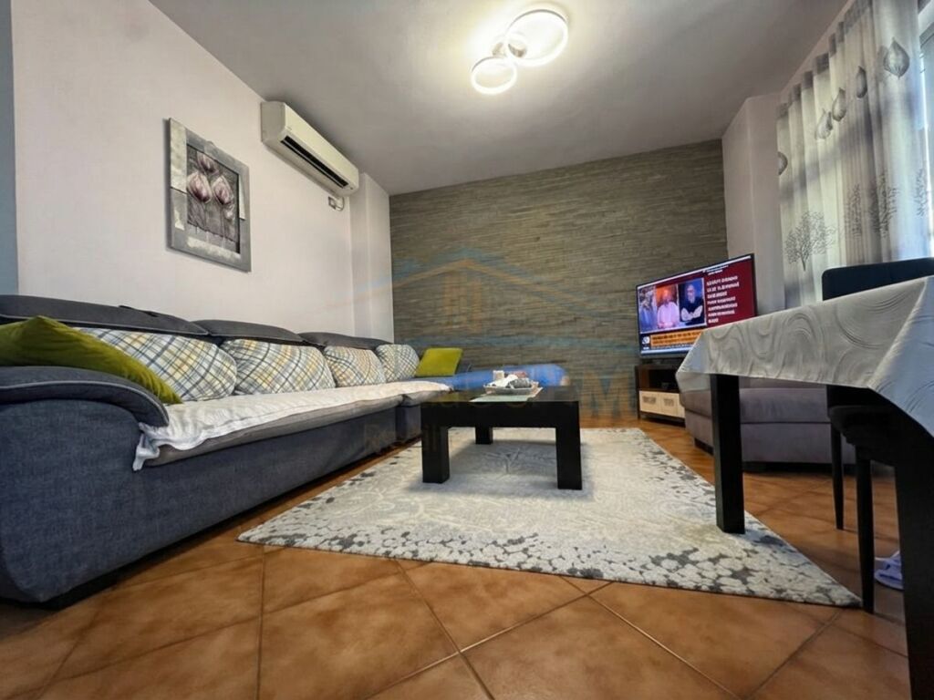 For sale, Apartment 3+1+2+2 Parking Spaces, Building with Arrow