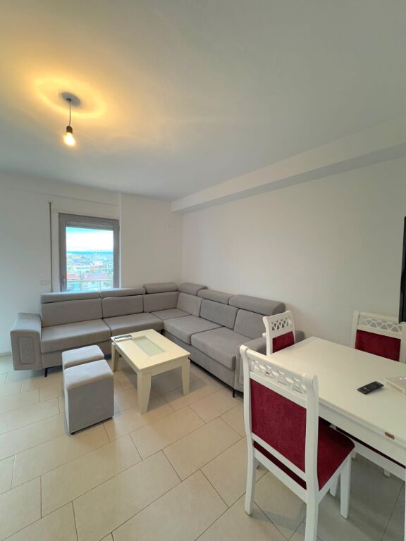 🌊 APARTAMENT MODERN ME QERA DITORE – PLAZH, DURRËS | PRANË HOTEL PALACE &amp; ROYAL G