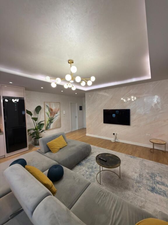 Apartment for sale 2+1+parking at Komuna e Parisit