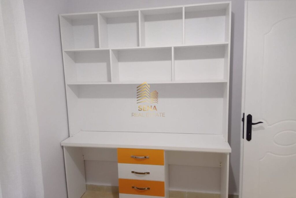 Qira, Apartament, 2+1+blk, Porcelan, 52.000 Leke/Muaj