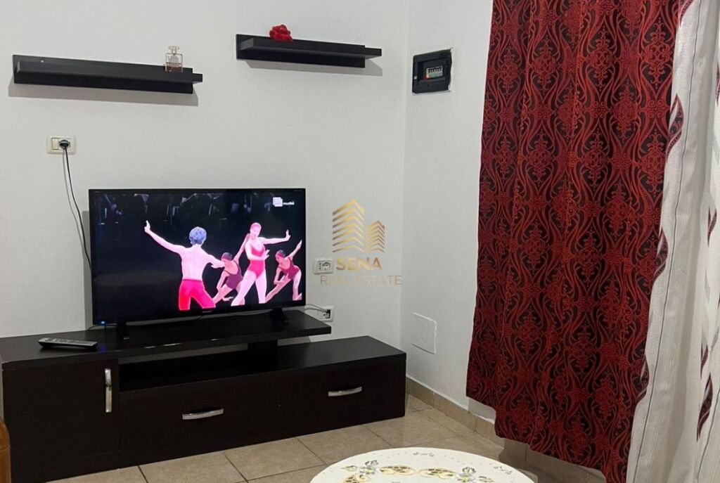 Affitto, Ingresso Privato 1+1, 5 Maji, 35.000 Leke/mese