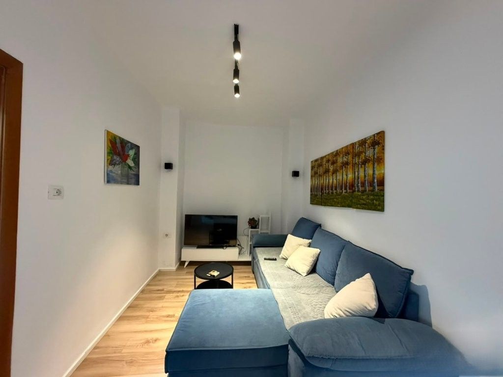 Apartament 1+1+post Parkimi Me Qira në Rruga e Dibrës, 450 € /Muaj