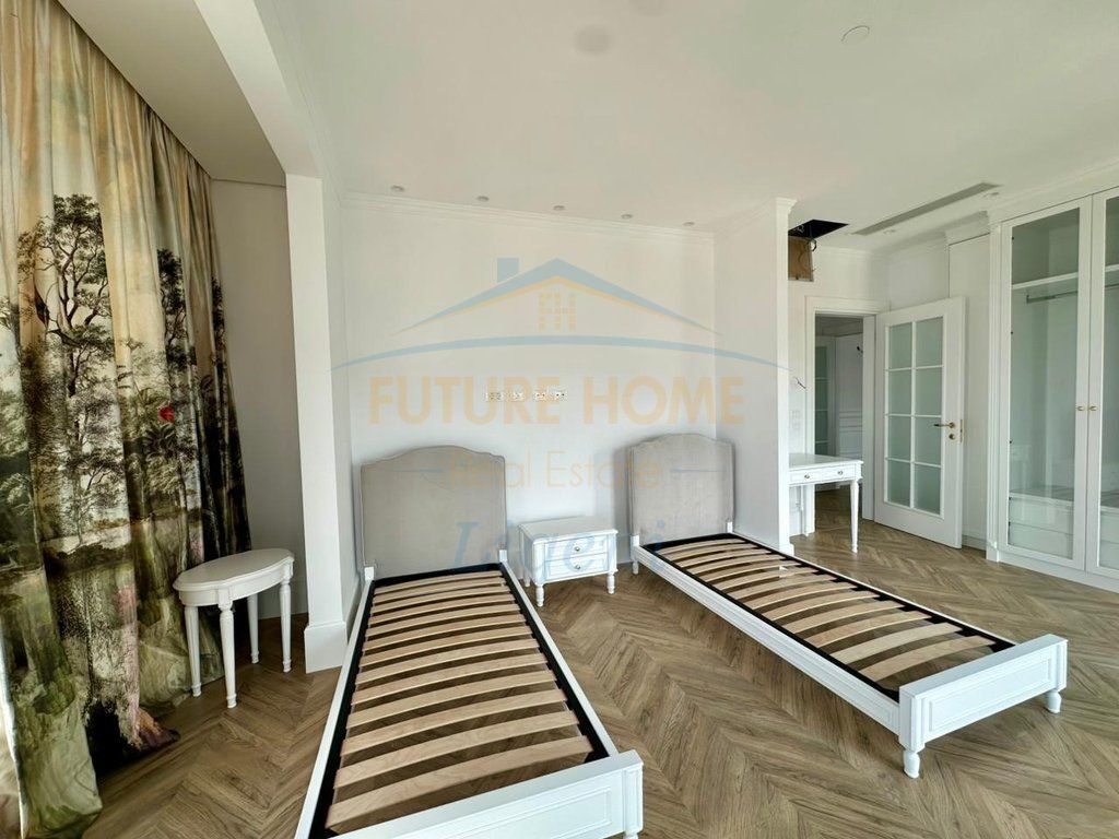For sale, Apartment 2+1+2, Elbasan Street, DownTown One.