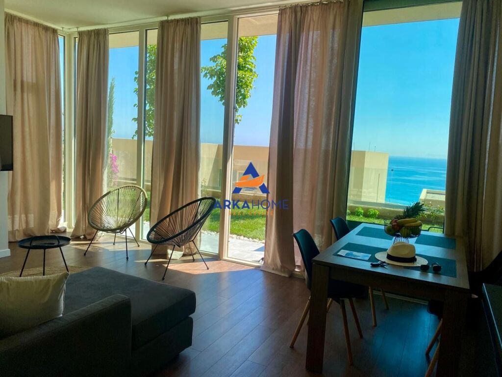 SHITET APARTAMENT 2+1+OBORR "GREEN COAST RESORT" 72000000 LEKE