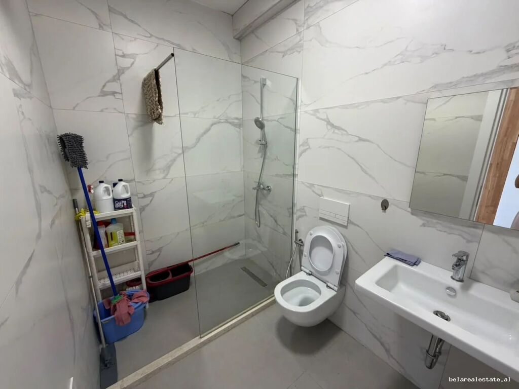 Apartament me Qera 2+1+2 Ne Porcelan prane UET (ID B2201011) Tirane.