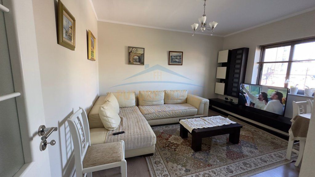 In vendita, Appartamento 2+1, Via Fortuzi, Tirana