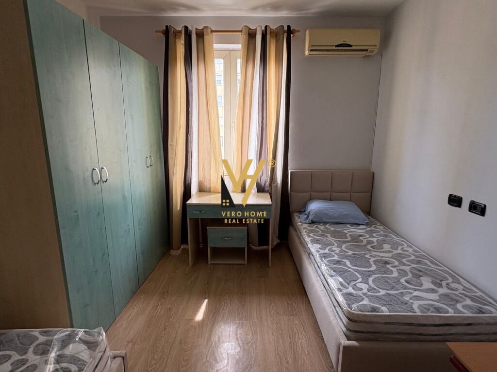 JEPET APARTAMENT 2+1+BLK TE RR.PETRO NINI LUARASI 65.000 LEKE