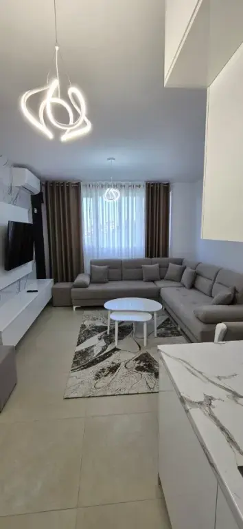 Qera | Apartament 1 + 1 | Shkozë | 350 €/muaj