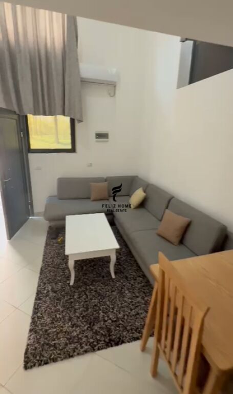 APARTAMENT ME QERA 1+1 RRUGA E DIBRES 43.000 LEKE FH-82608