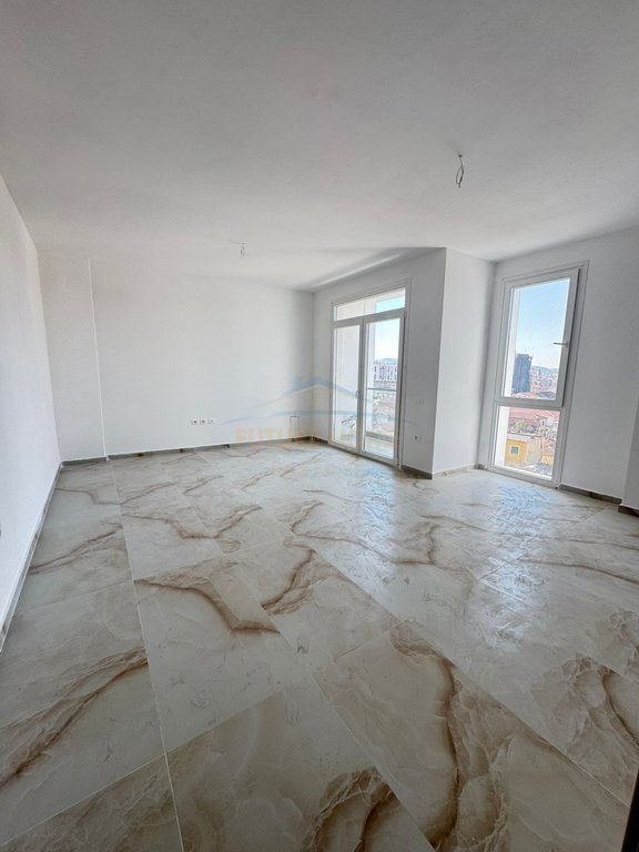 Qera, Apartament 1+1, Bulevardi i Ri, Tiranë.