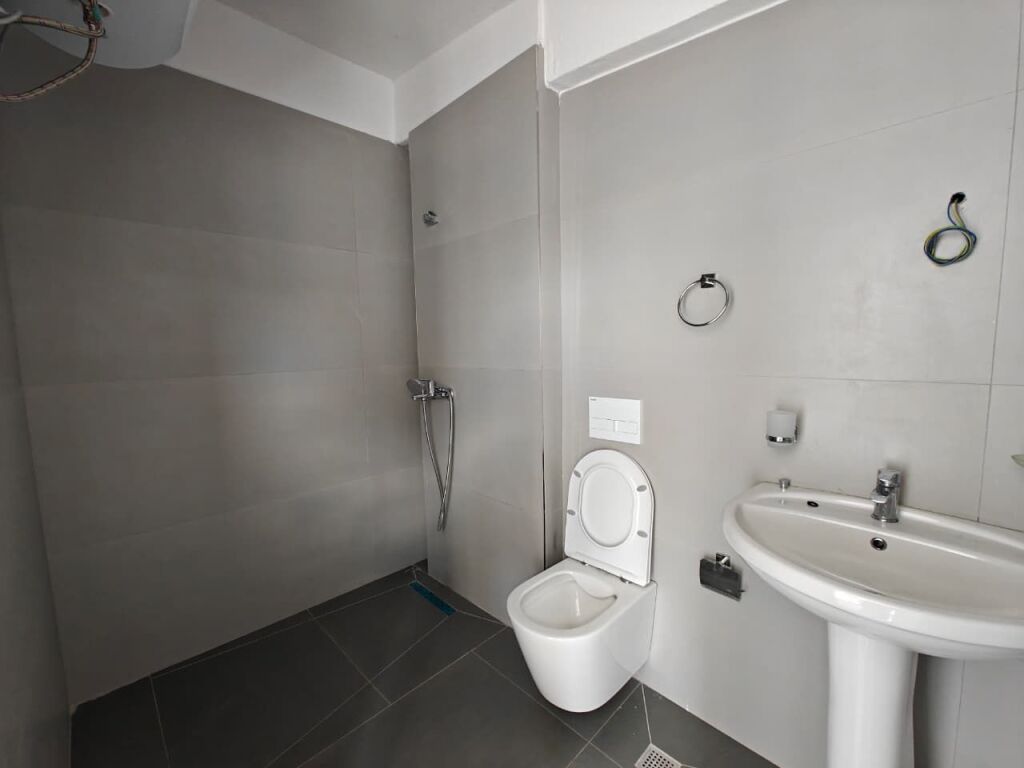 Shitet Duplex 2+1 me Verandë 📍Kodra e Diellit 2