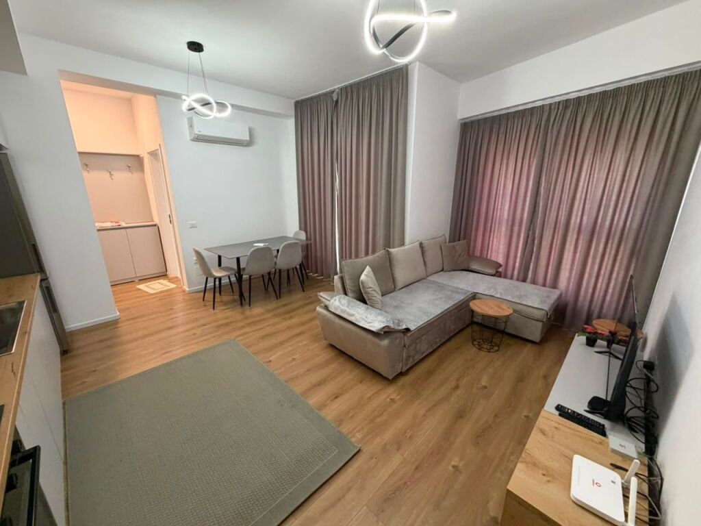 🏡 Appartamento 1+1 in affitto  📍 Ali Demi, Complesso Kaimi💰 Prezzo: 40.000 Lek/mese (non trattabile)