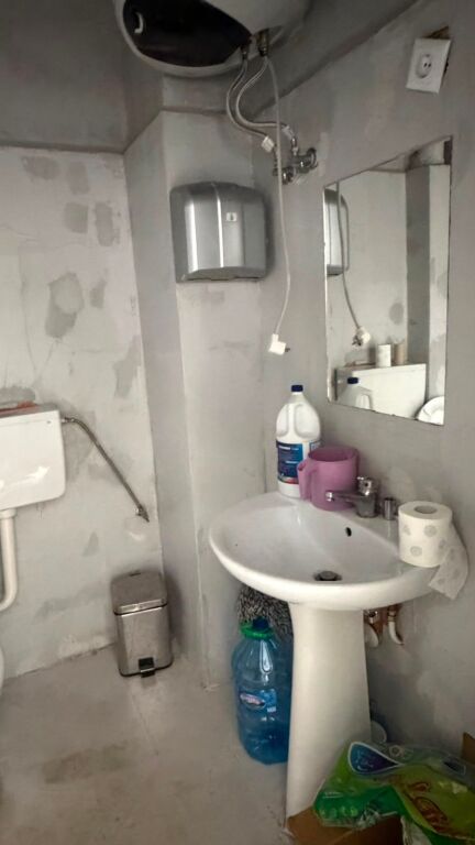 🏢 Locale commerciale in affitto 100 m² - Ex Blocco, Caffè "Roma"