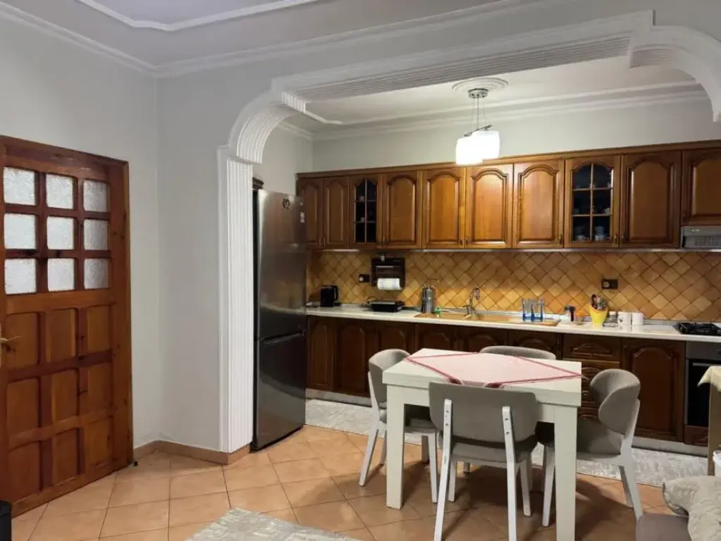 Qera | Shtëpi private 2 + 1 | Allias | 500 €/muaj