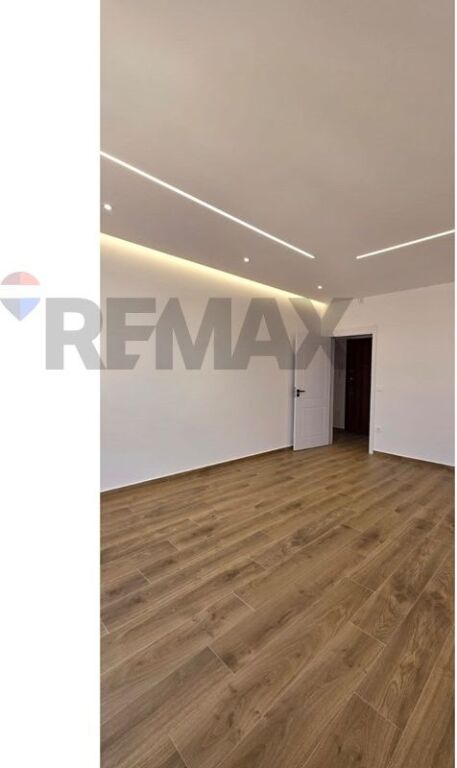 Apartment 2+1 for sale in Paskuqan!