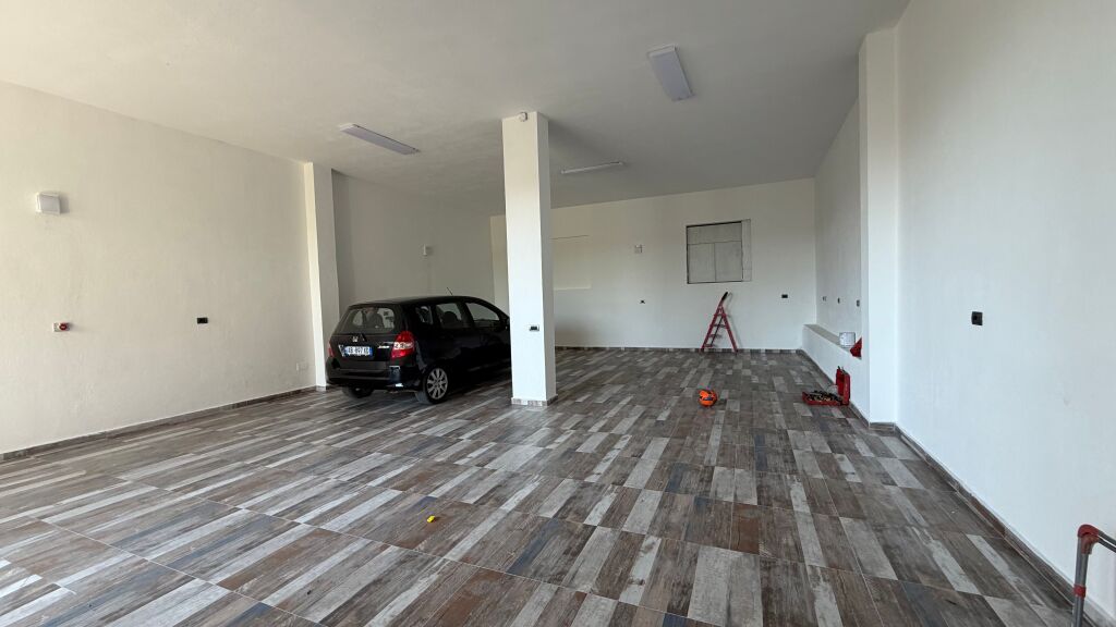Warehouse for Rent at Kodra e Priftit