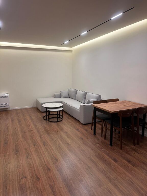 Affitto | Apartament 2 + 1 | Rruga Dritan Hoxha | 1000 €/mese