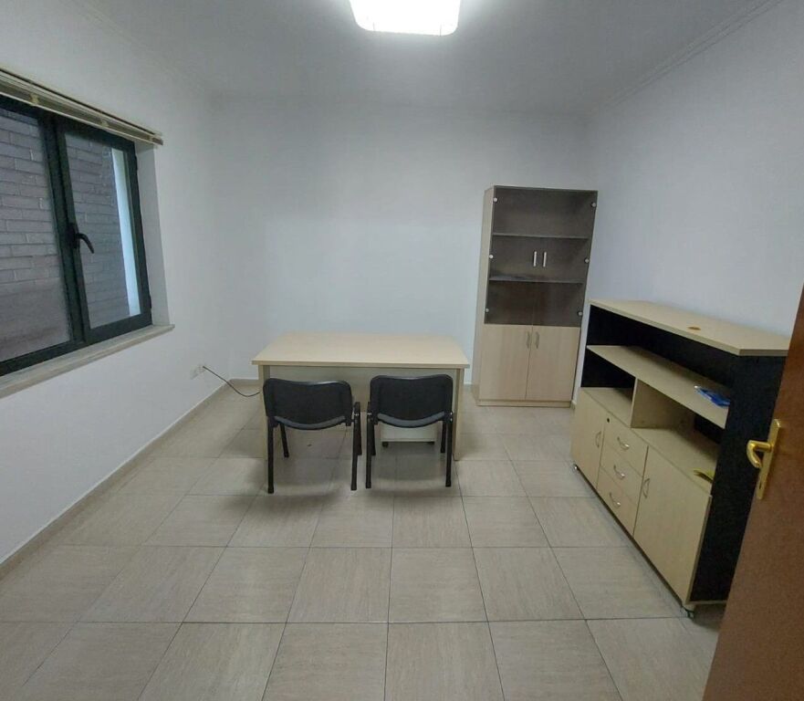 📌LOCALE PER UFFICI IN AFFITTO–VICINO ALLA PRESIDENZA