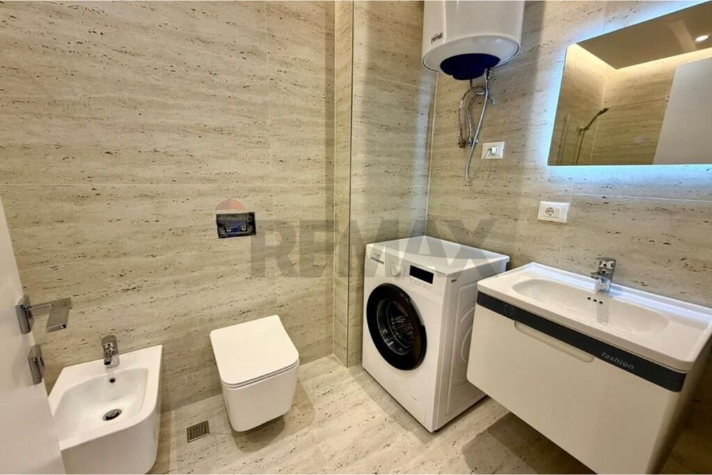 APARTAMENT 2+1 + PARKIM PER QIRA R.KODRA DIELLIT 2