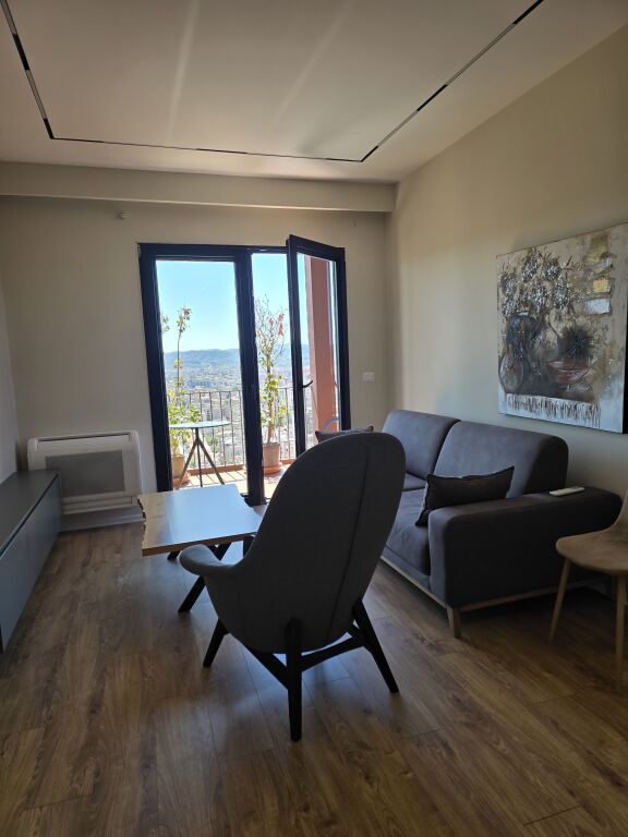 Appartamento 2+1+2 in affitto in Via Kavaja