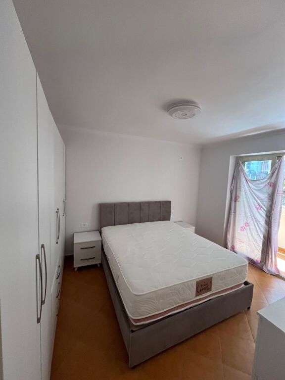 Qera | Apartament 1 + 1 | Rruga e Dibrës | 500 €/muaj
