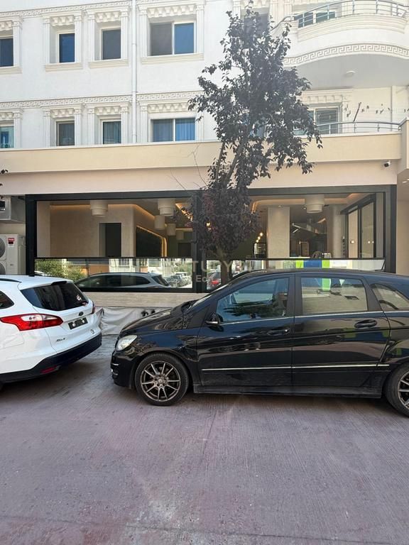 Locale Commerciale in Affitto – Opportunità Ideale vicino a " Grand Blue Fafa " - 25.000 € / Anno !