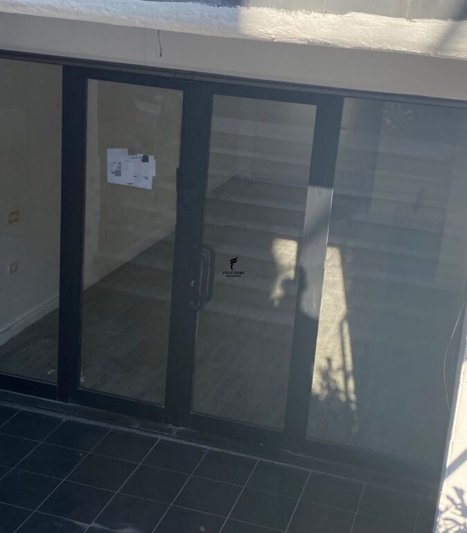 SHOP FOR RENT 37 M2 LAPRAKE 40,000 LEKE FH-82734