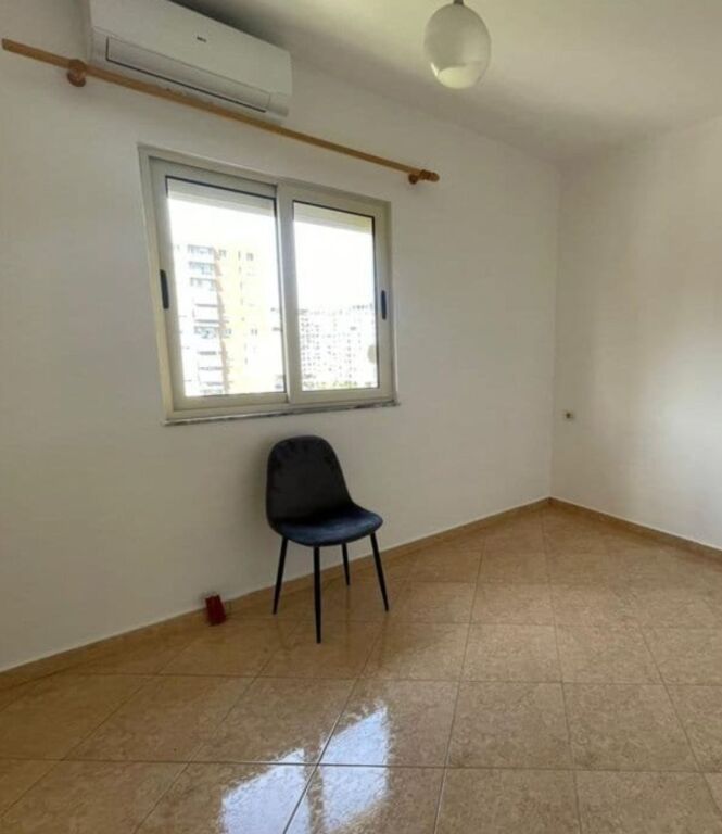 AFFITTASI APPARTAMENTO 2+1